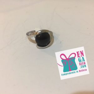 Anillo negro cuadrado , medida 19