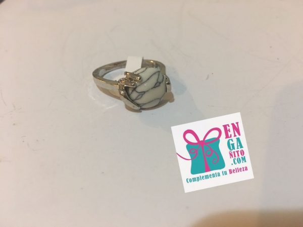 Anillo Blanco con Manchas, medida 20